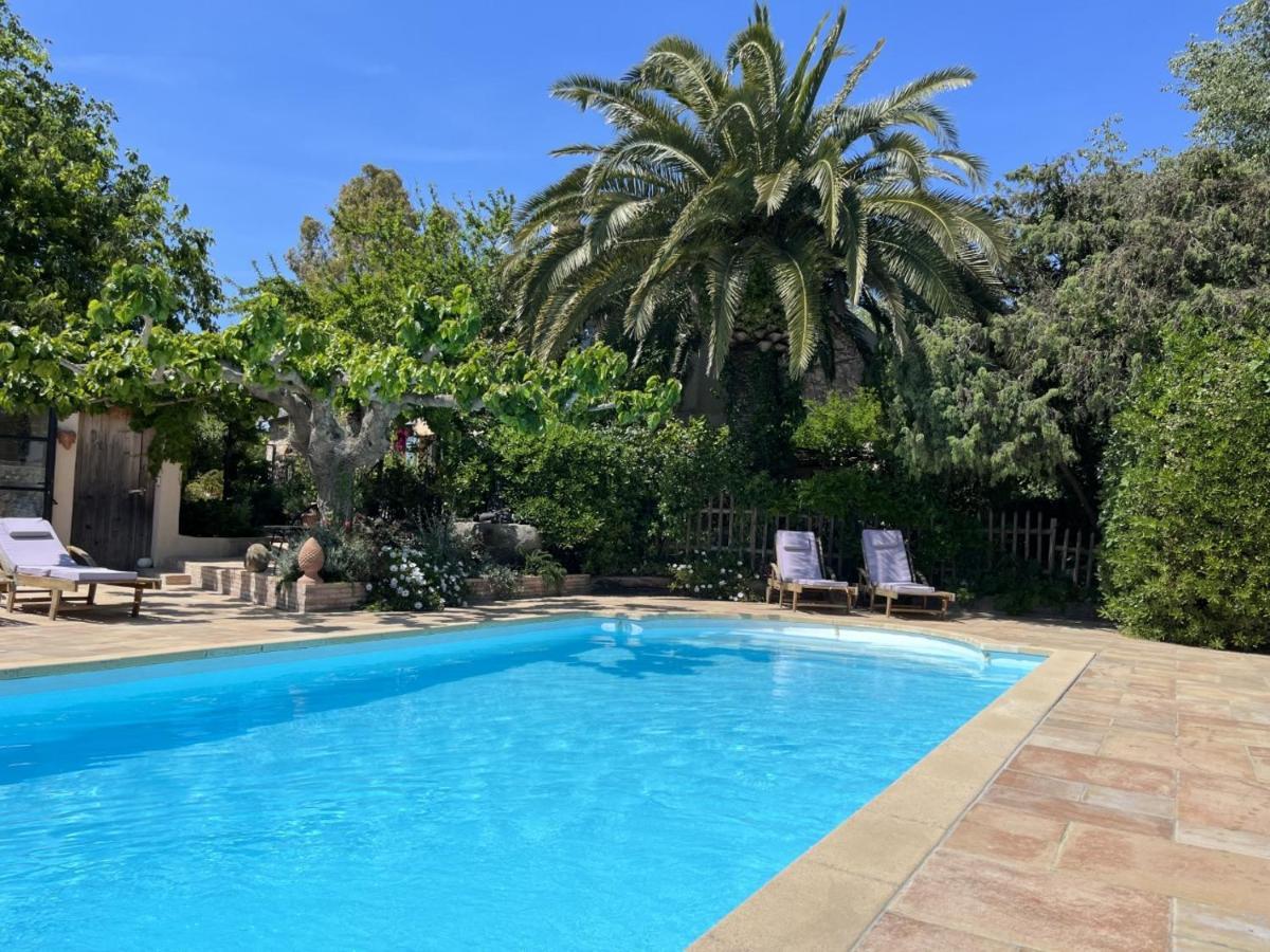 La Maison De Justine Grimaud Luaran gambar